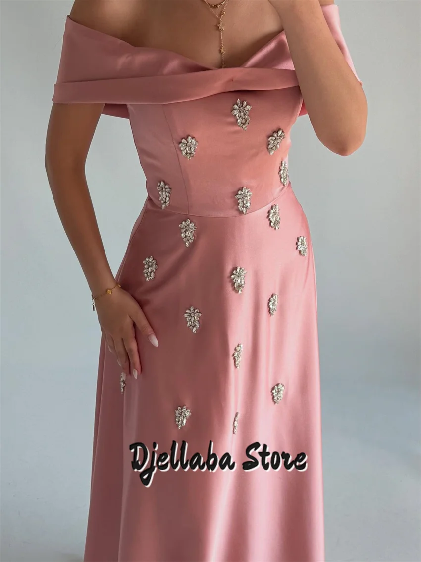 Customized Dust Pink Evening Dresses Off The Shoulder Rhinestone Beading A-Line Prom Gown Modern Long Sweep Train Party Dress