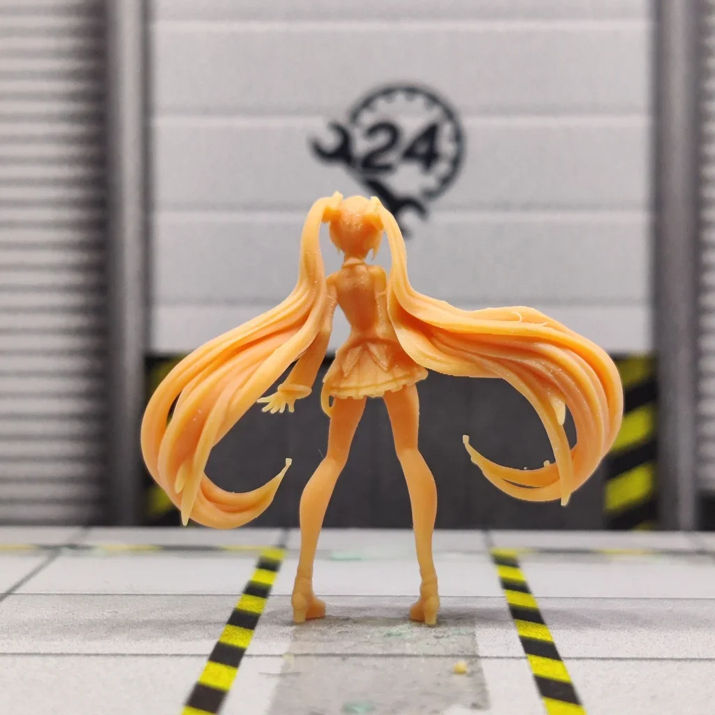 1/64 1/43 skala Model Resin karakter kartun masa depan Chuyin miniatur tidak berwarna Diorama dilukis tangan S823