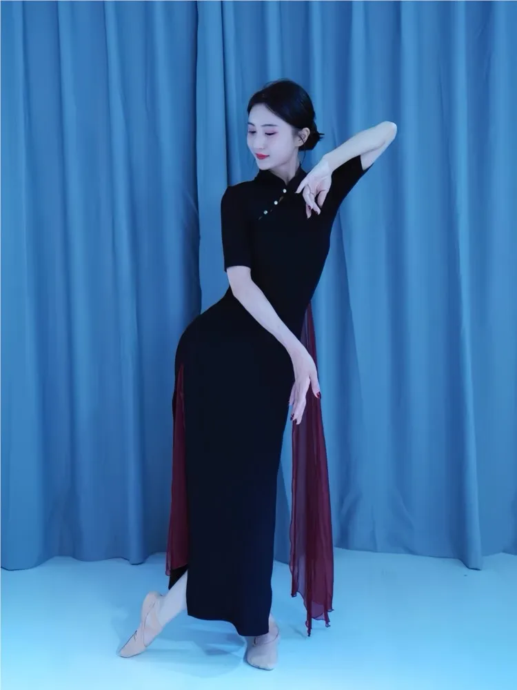 

The classical dance elastic new Chinese-style body rhythm cheongsam can be worn daily as an adult knitted Chinese practice suit