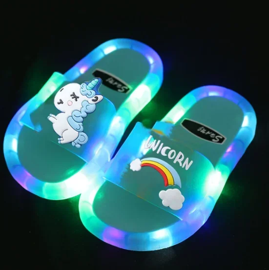 Kinderen Jongens Meisjes Slippers Cartoon Eenhoorn Dieren Prints Schoenen Verlichte Mode Leuke Schoenen Badkamer Kinderen Peuter Slippers