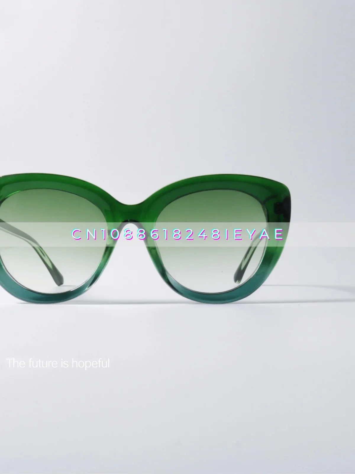 Cat's Eye Harbor Wind Retro Large Gradual Change Color Frame Sunglasses Uv400 Anti-ultraviolet Emerald Color Mirror