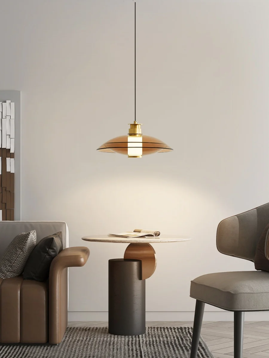 

Современный минималистичный подвесной светильник для ресторана, скандинавский дизайнерский подвесной светильник изголовья спальни с одной головкой, стеклянный подвесной светильник