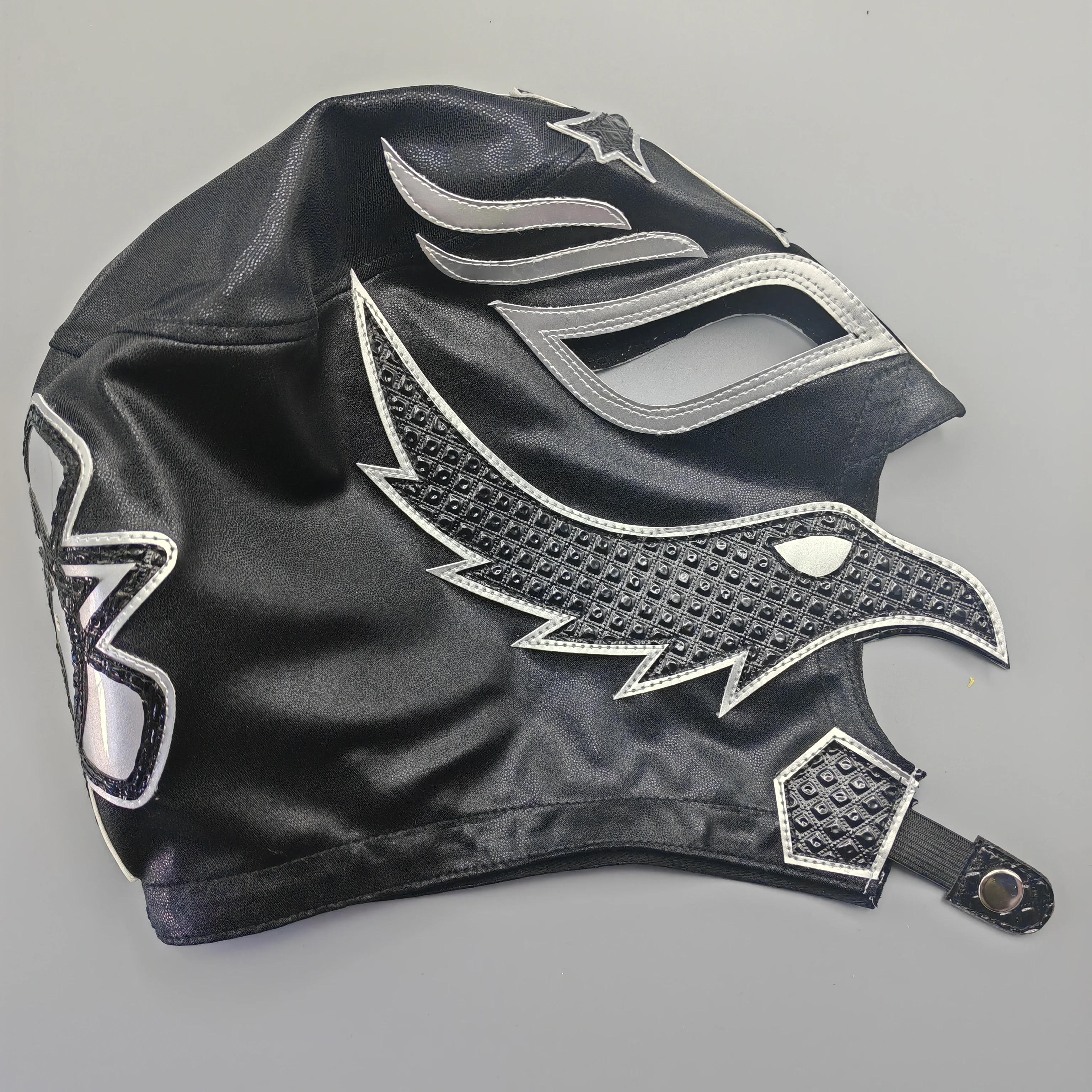 ¿Qué es la Lucha Libre y por qué el máscara de Rey Mysterio 619 es el sueño de todo fan?