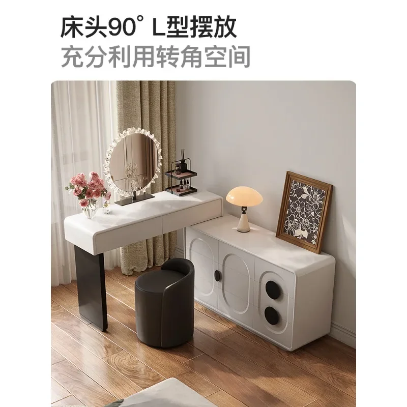 Modern simple dresser bedroom makeup table French retro light luxury premium dressing table table