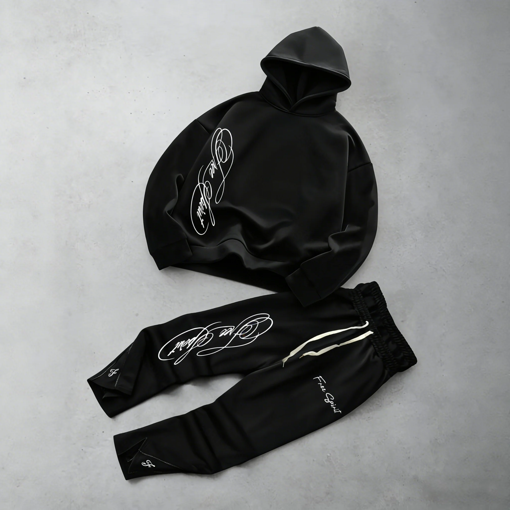 

Men's "Free Spirit" Cursive Street Style Hooded Sweatshirt Set