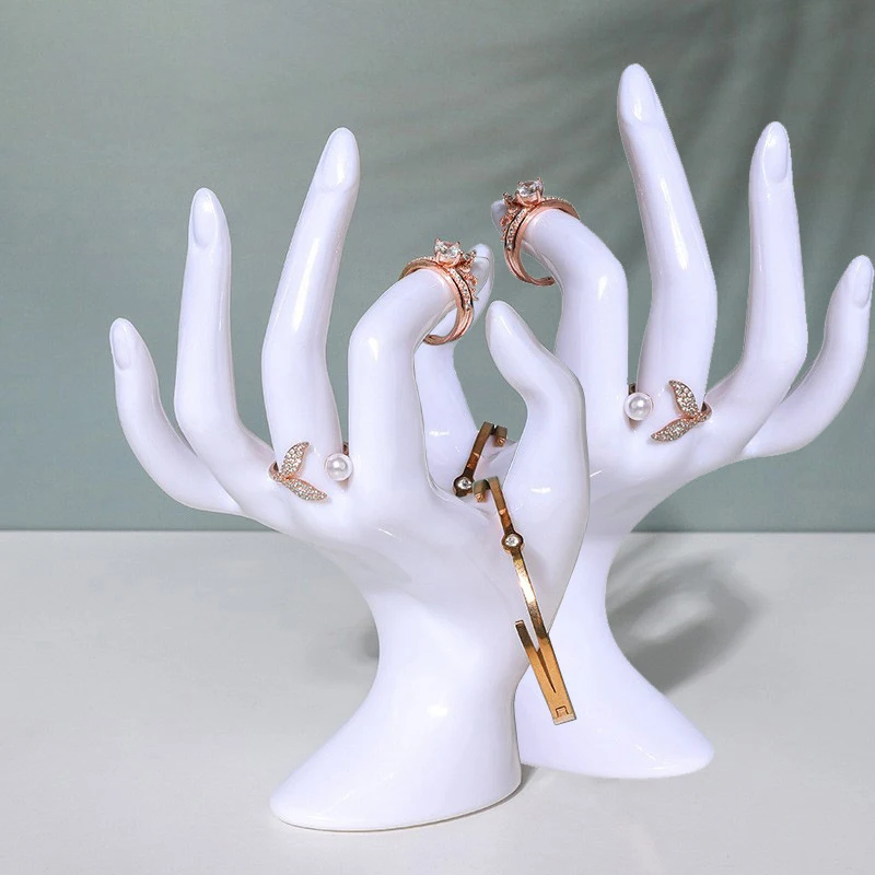 Unique Ring Display…