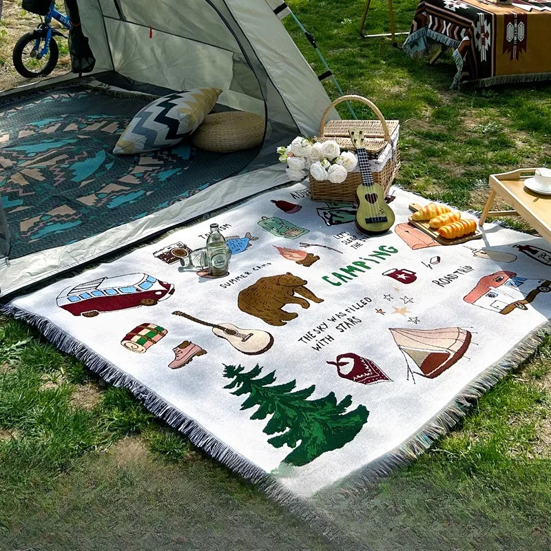 Camping Blanket Moisture-proof Picnic Mat Jacquard Tapestry Ins Style Sofa Towel Thread Blanket Multifunctional Sofa Blanket