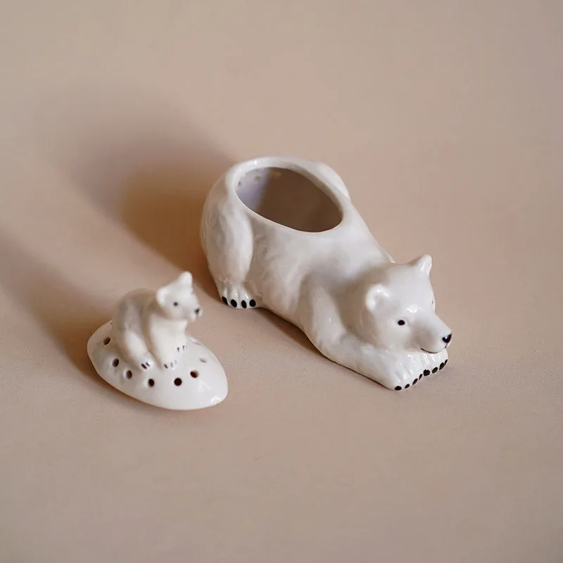 Nordic white ceramic polar bear shape jar ornaments living room kitchen bedroom tabletop seasoning jar tea storage crafts gifts