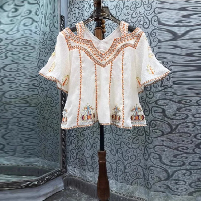 

High Quality Silk Blouses 2023 Autumn Style Women Spaghetti Strap Exquisite Embroidery Short Sleeve Casual Vintage Tops Blusa