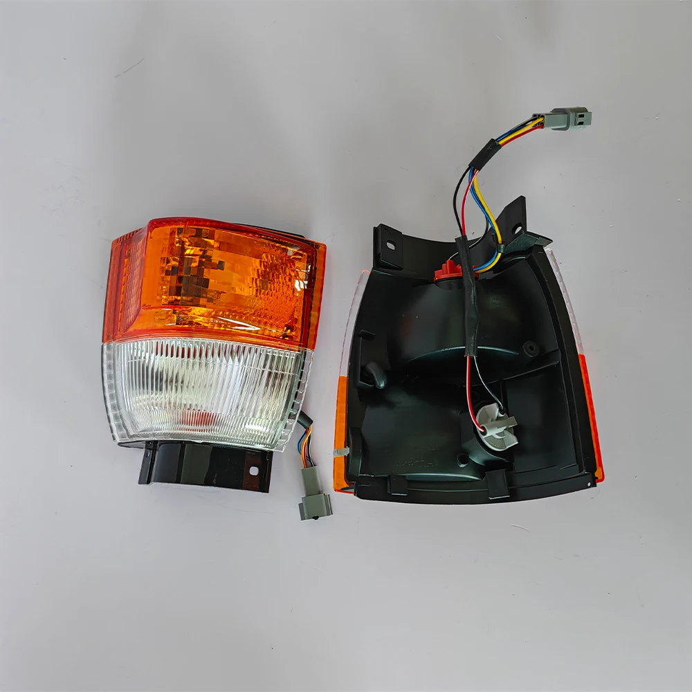 Corner Lamp for Nissan Atlas 1992-2007 Turu Singal 2PCS