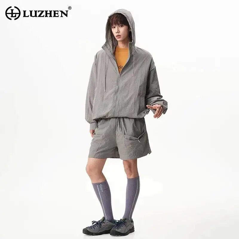 

LUZHEN 2026 Summer Solid Color Two-piece Sets Men Fashion Handsome Loose Hooded Sunscreen Clothing Straight Casual Shorts JY6685