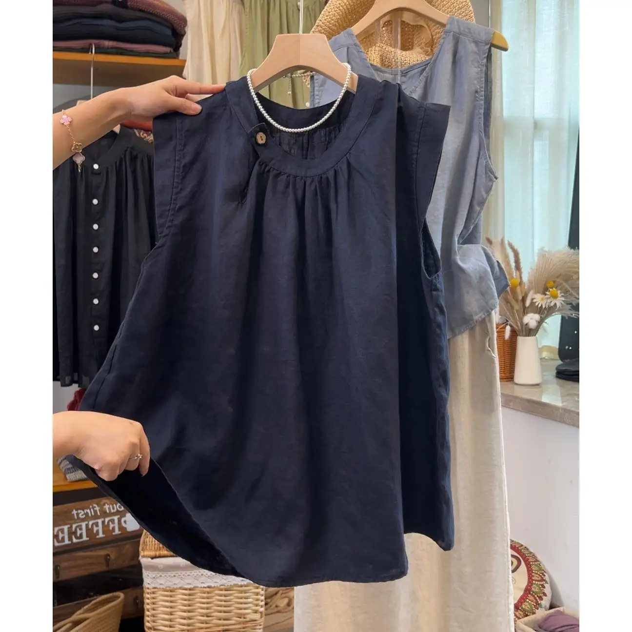 Women's Linen Sleeveless Blouse, Round Neck Gathered Top with Button Detail, Casual Loose-Fit Tank for Summer & Daily Wear