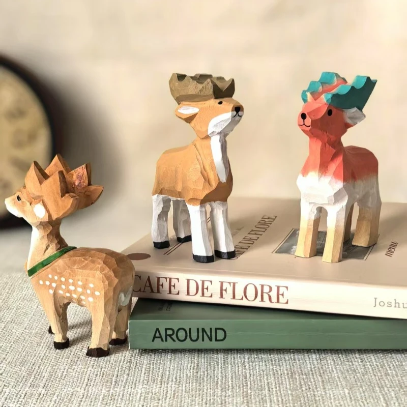 Handmade Reindeer Wood Craft Cute Animal Figurine Christmas Decoration Home Statue Festive Miniature Wooden Patio Ornament Gift