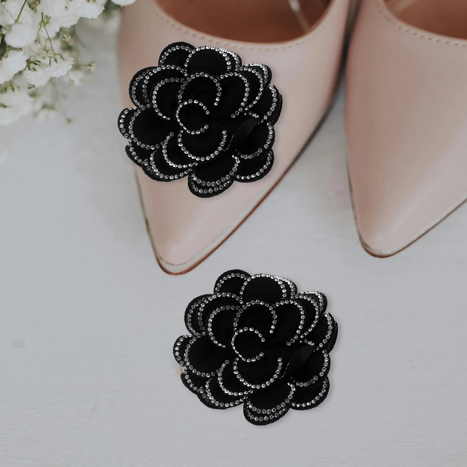 2Pcs Rhinestone Flower Shoe Clips Detachable Sparkling Rose Appliques for Bridal Wedding Pumps Sandals Heels Shoe Jewelry