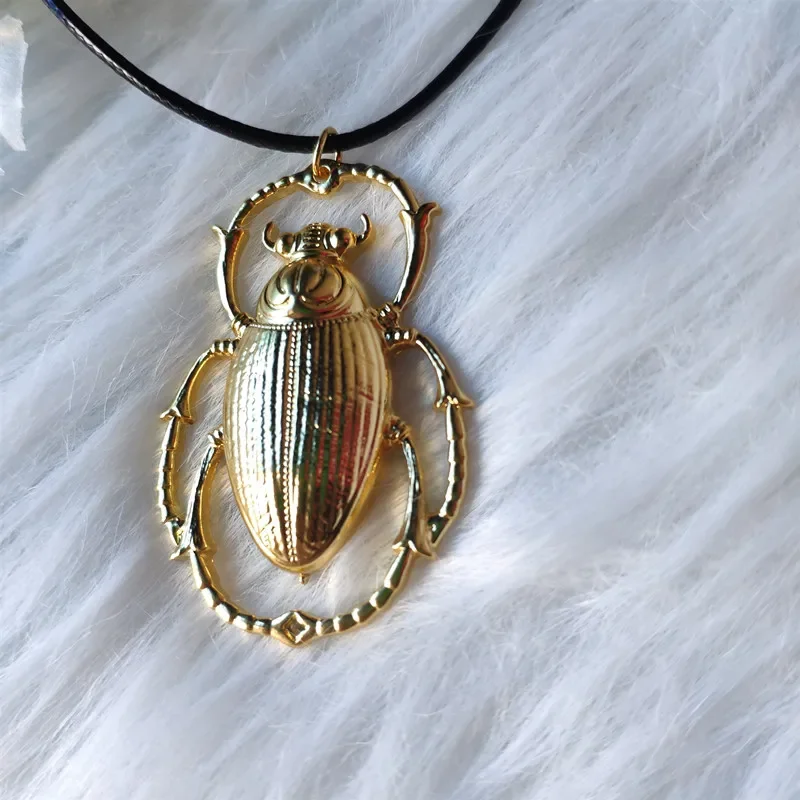 giant golden colour scarab beetle necklace Insect jewelry Fashion exaggerate nature big charm women men gift 2020 new delicacy