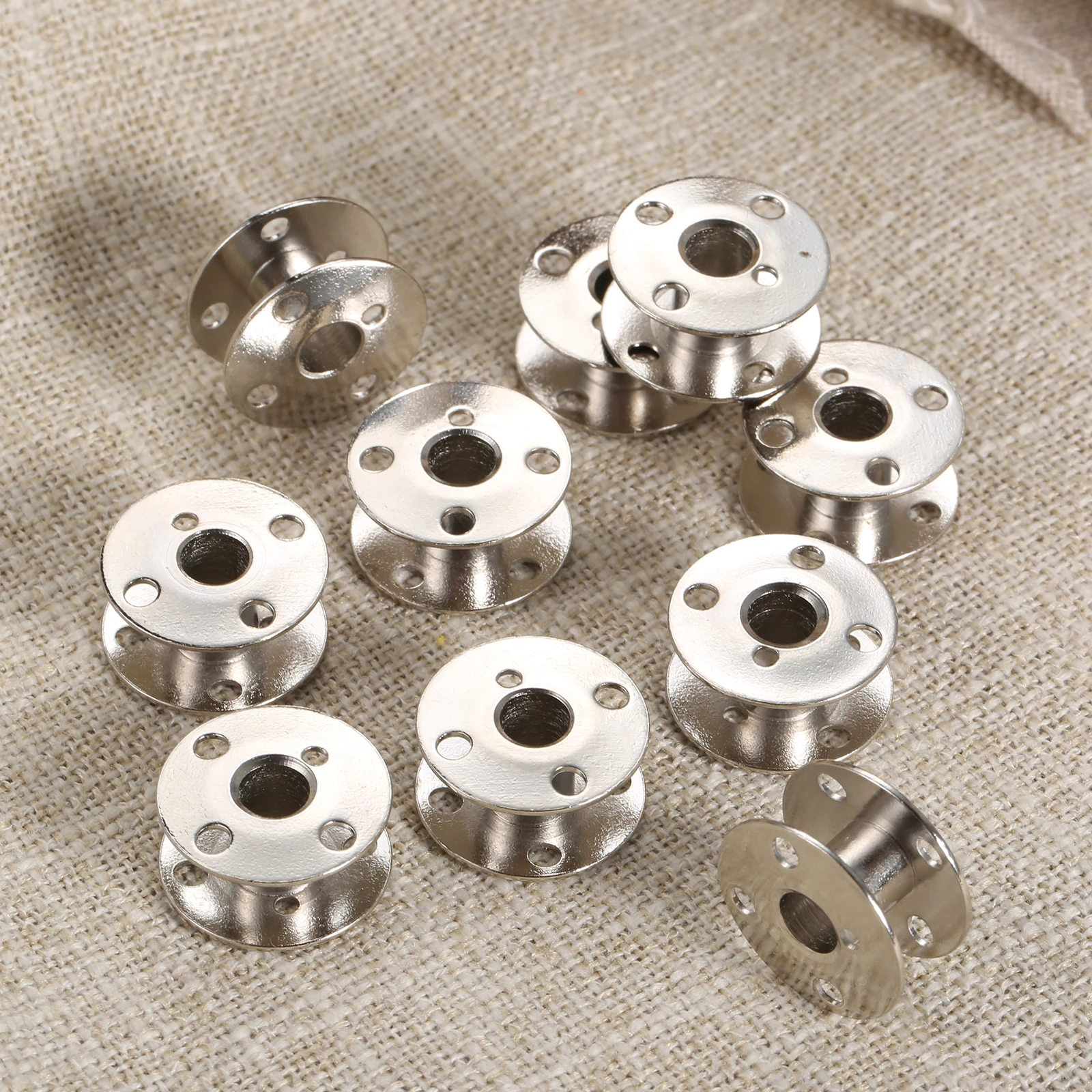 10pcs Steel Sewing Machine Bobbins 172222 32522 Class 66 fit for Singer 66 66-16 Series White 8600 8800 20mm Dia. High Quality