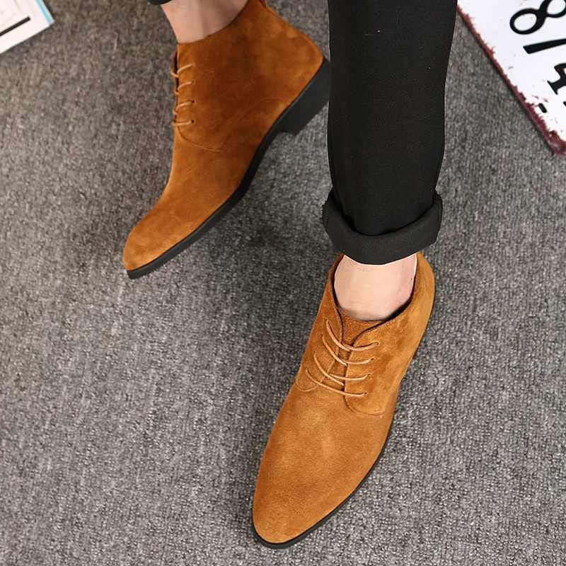 2023 Spring  Ankle Boots Men Korean Version High Top British Lace Up Suede Comfortable Short Boots Casual High Top Leather Shoes