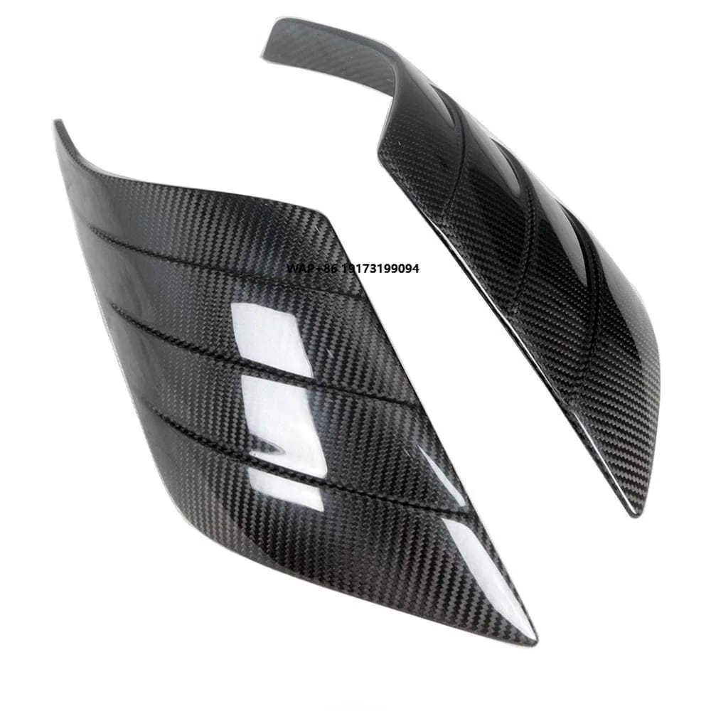 

Glossy Carbon Fiber Front Fender Trims for MC20