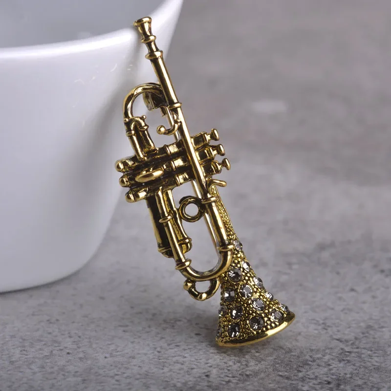 Blucome Vintage Saxophone Shape Brooches For Woman Musician Gift Crystal Antique Gold Color Musical Instrument Bro