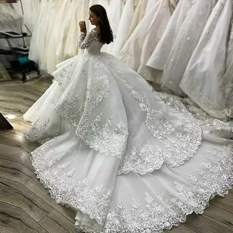 Customized Well Design V Neck Full Lace Wedding Dresses Vestidos De Casamento Big Train Long Sleeves Puffy Luxury Bridal Gowns