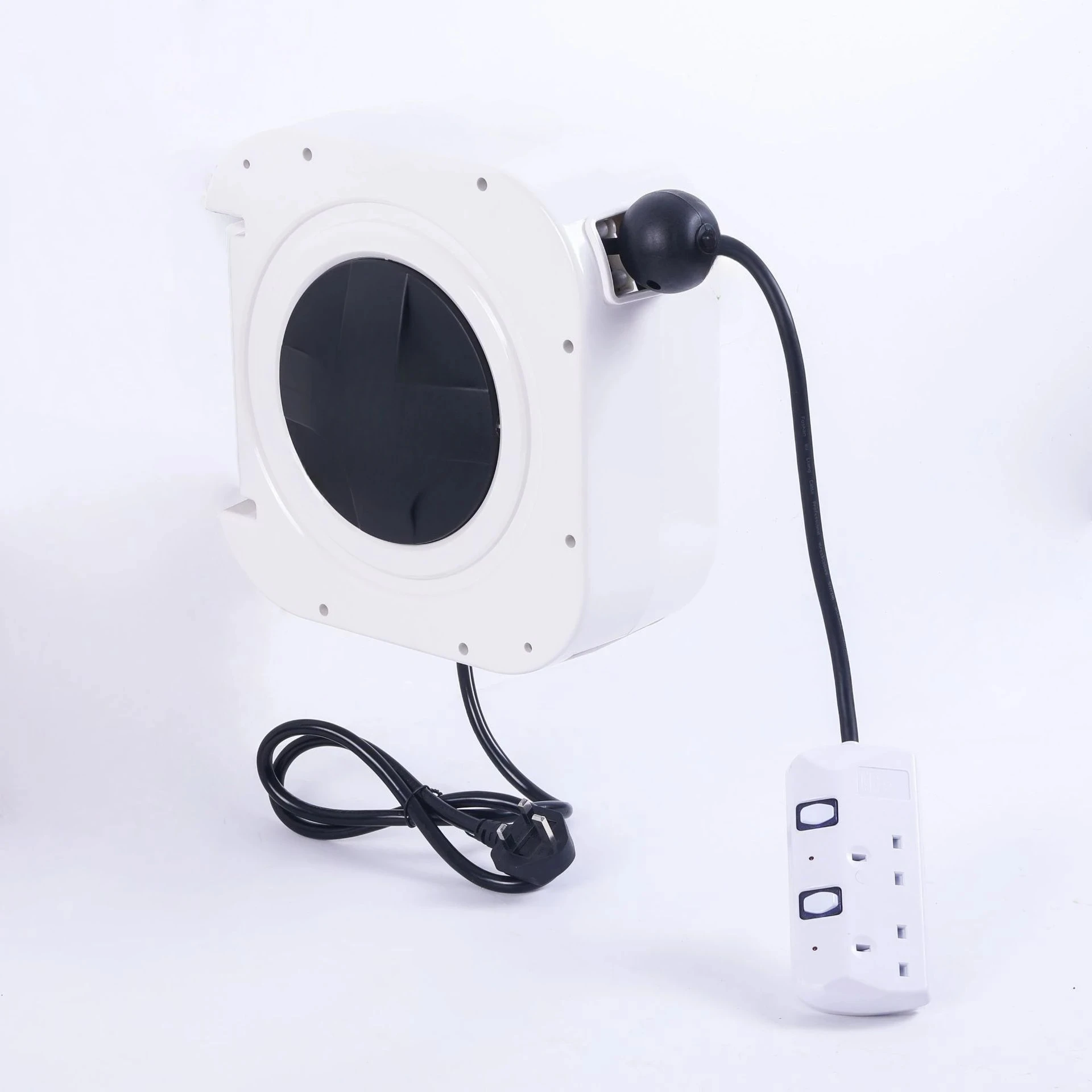 Indoor and outdoor automatic recycling telescopic storage winding device socket electric drum
