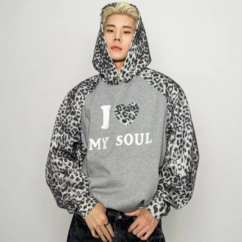 

Streetwear leopard print collision color love letter men hoodie Y2K high street goth top casual pullover couple loose sweatshirt