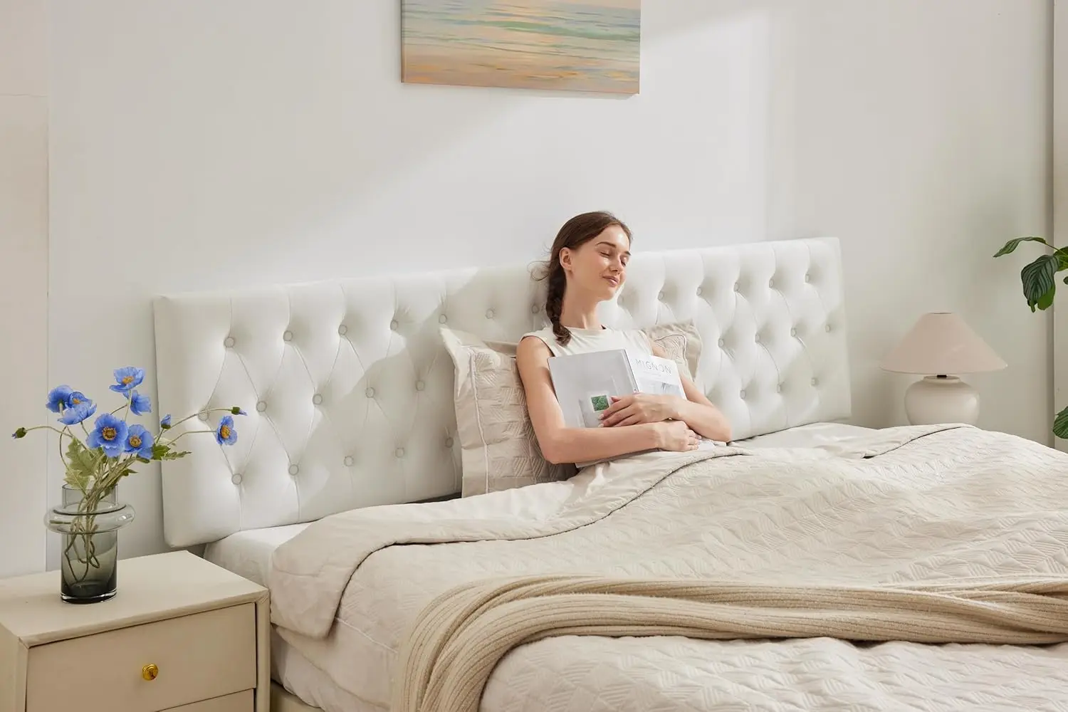 

Tufted Upholstered Queen Size Bed Headboard in Modern Button Design, Adjustable Solid Wood Head Board, Premium Velvet Fabric Pad
