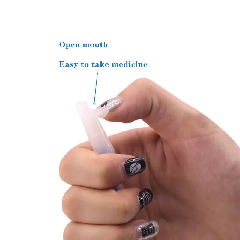 Шприц для собак и кошек в виде таблетки