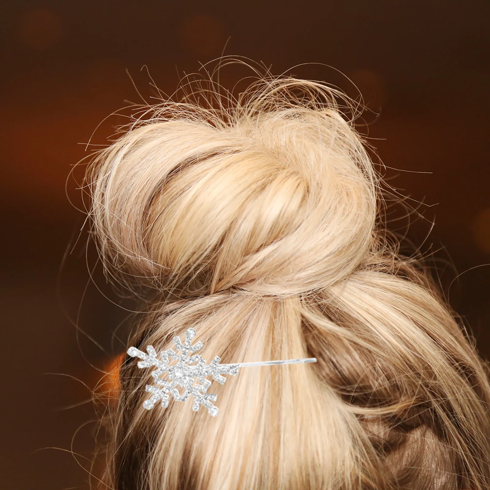 

2Pcs Snowflake Hairpins Rhinestone Hair Clips Elegant Wedding Hair Accessories Decorative Bobby Pins for Women