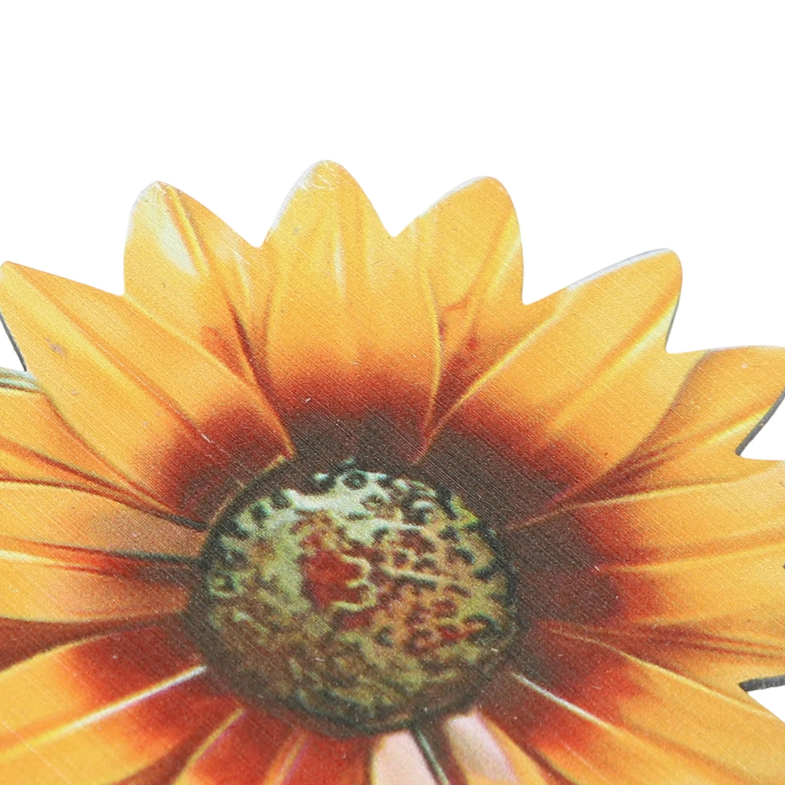 Charming Vintage Metal Sunflower Wall Decoration 3D Artistic Design for Home and Garden Elevates Any Indoor or Outdoor Setting