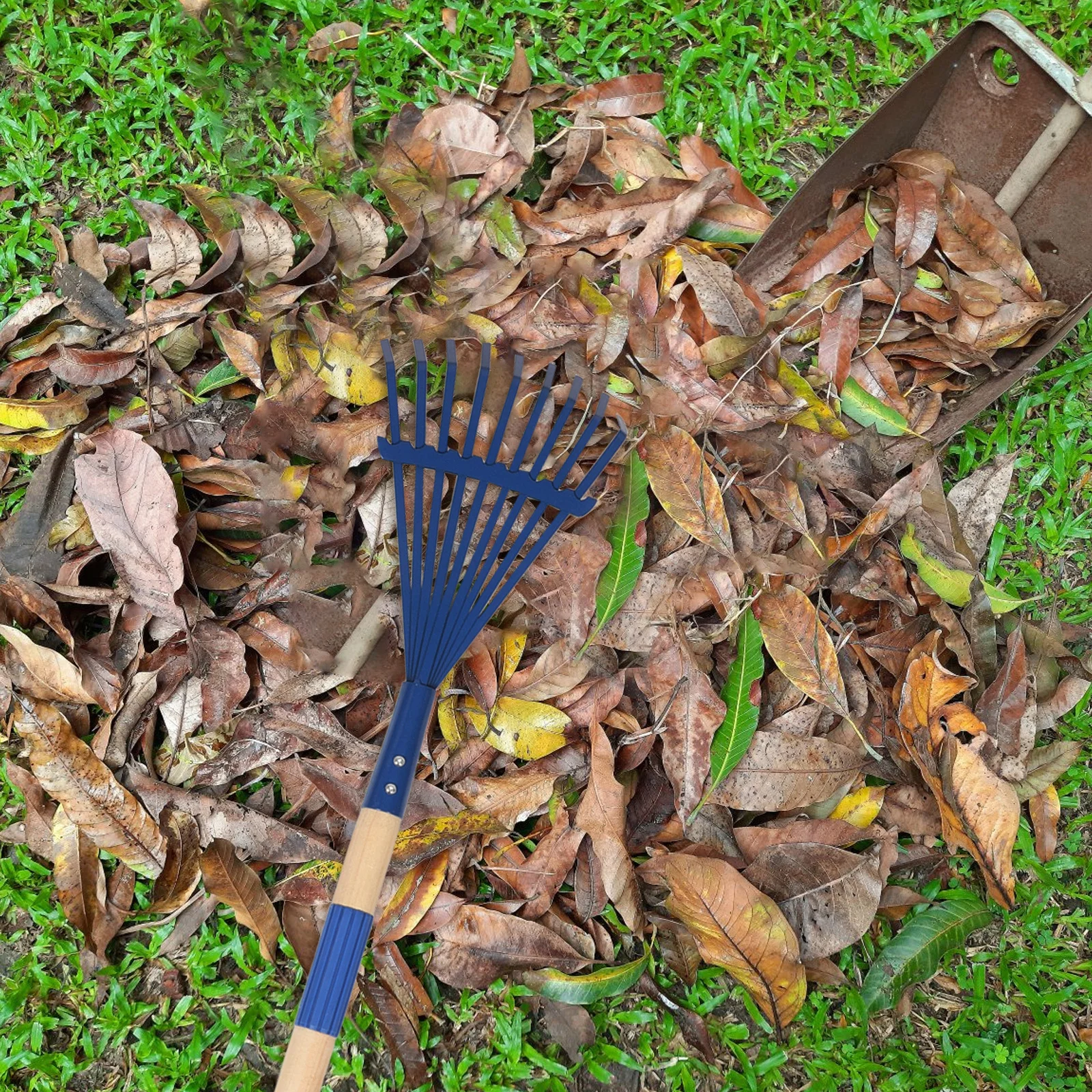 

2Pcs Children Detachable Lawn Rake Small Hand Rake 69cm Wood Handle Garden Leaf Tool Iron Fork Yard Garden Maintenance