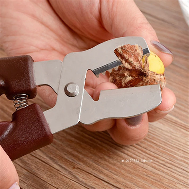 2 in 1 Chestnut Clip Stainless Steel Shell Opener Nut Cracker Sheller Home Chestnut Peeling Walnut Pliers Cutter Kitchen Tool