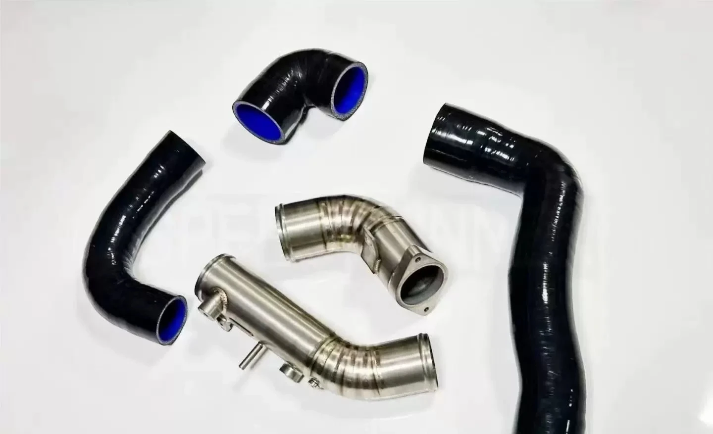 

Adapted to the 11th generation Civic FL5 TYPE-R titanium alloy turbine tube modification