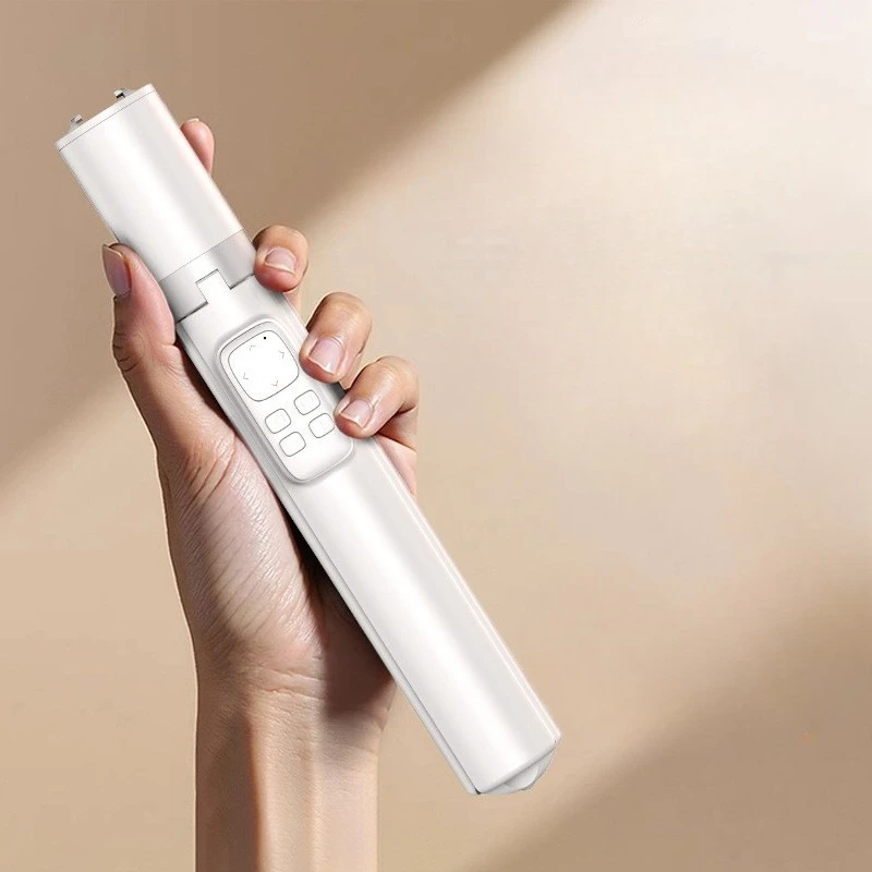 

The bounce lever automatically bounces off the ground, and the selfie stick is portable and integrated.