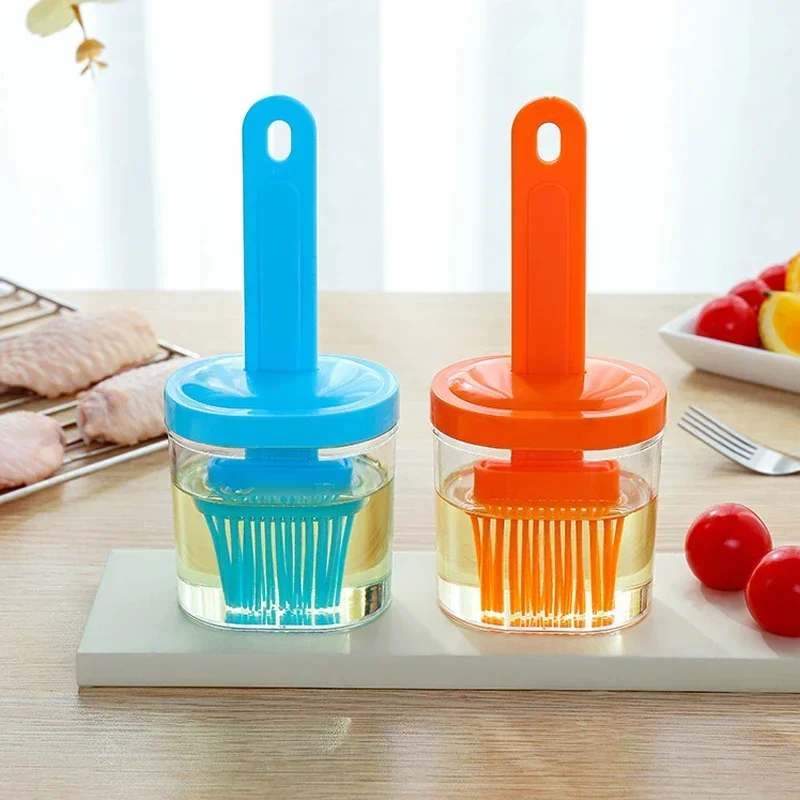 High Temperature Oil Brush Resistant Silicone Bottle Brush Portable Barbecue Oil  For Kitchen Baking Pancake Oil Brush Tool