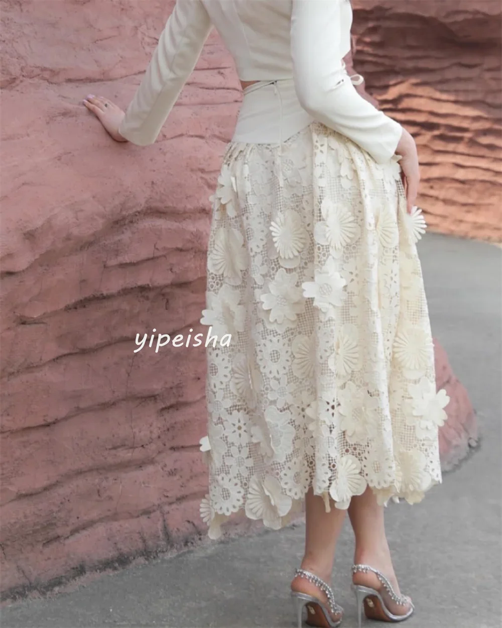 Customized Intricate Modern Style Jersey Applique Flower Pleat A-line V-neck Midi Dresses Quinceanera Dresses Matching High Qual