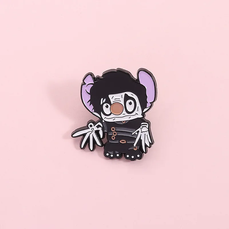 Cartoon Scissorhands Clown Image Alloy Brooch Creative Film and Television Accessories Personalized Badge Jewelry