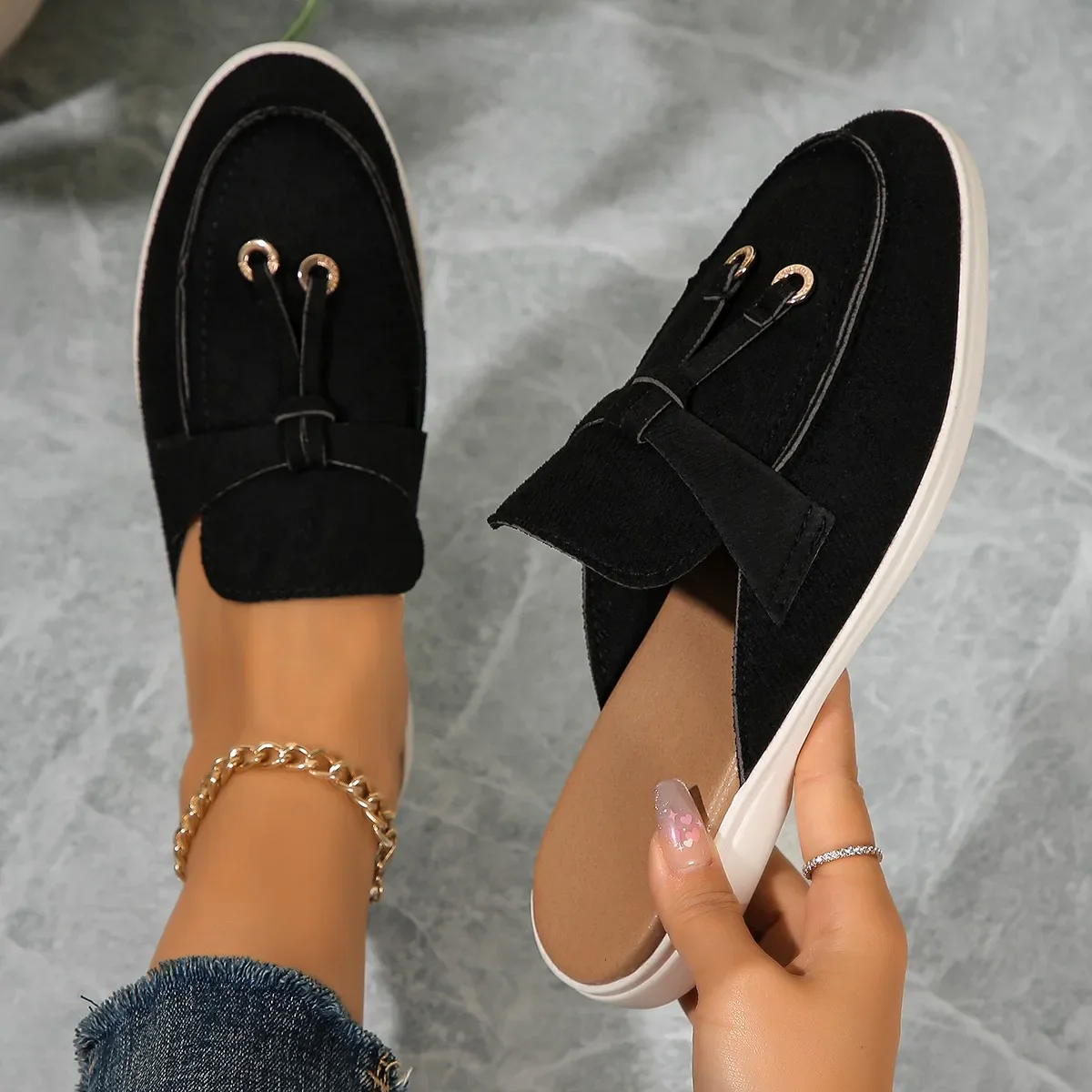 New Casual Flat Bottom Mules Lock Tassel Loafers Fashion Women Single Shoes Brand Metal Buckle Slipper Comfortable Slip on Shoes