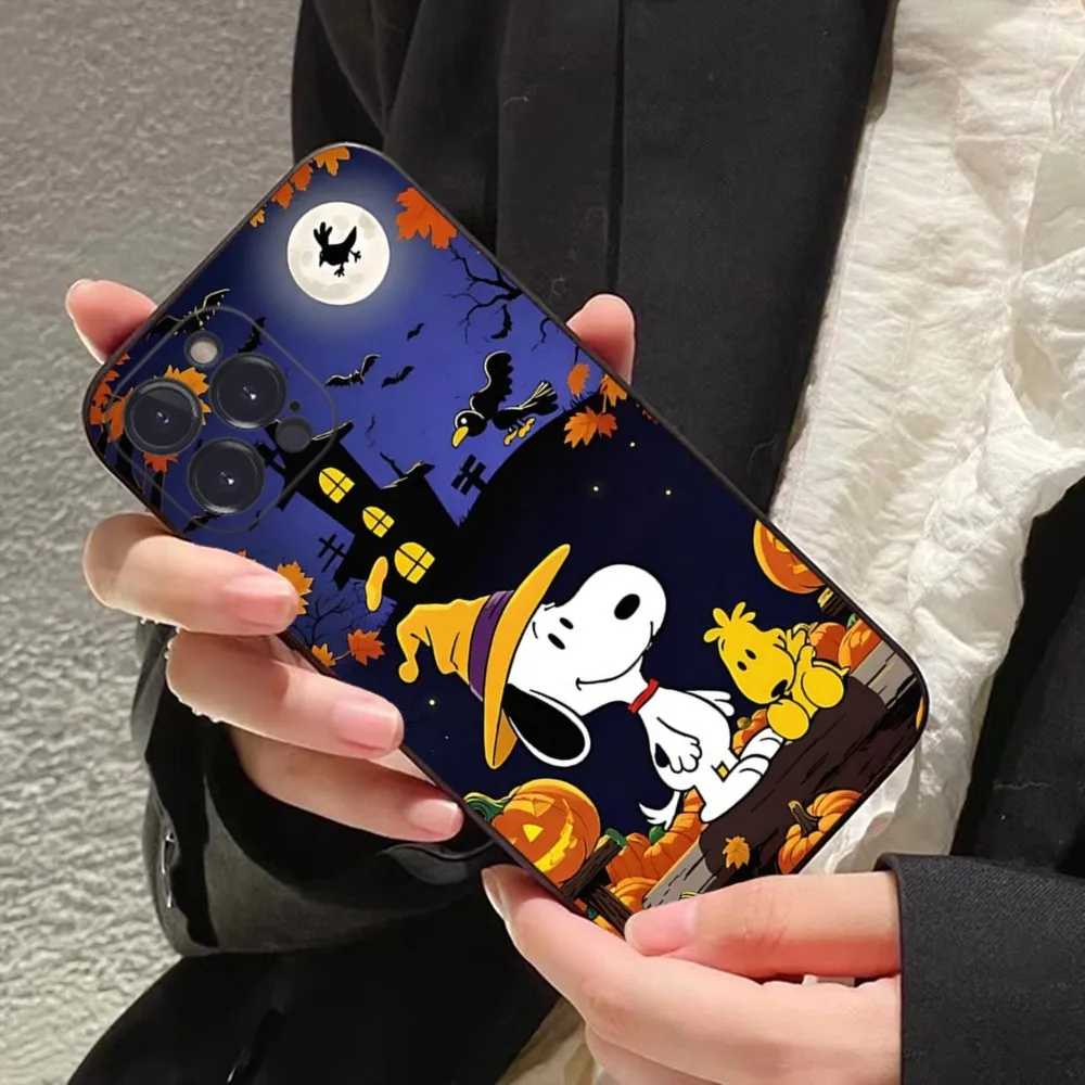 Классический чехол для телефона Comic S-Snoopy для iPhone 16, 15, 8, 7, 6, 6S Plus X SE XR XS 14 11 12 13 Mini Pro Max Mobile Case