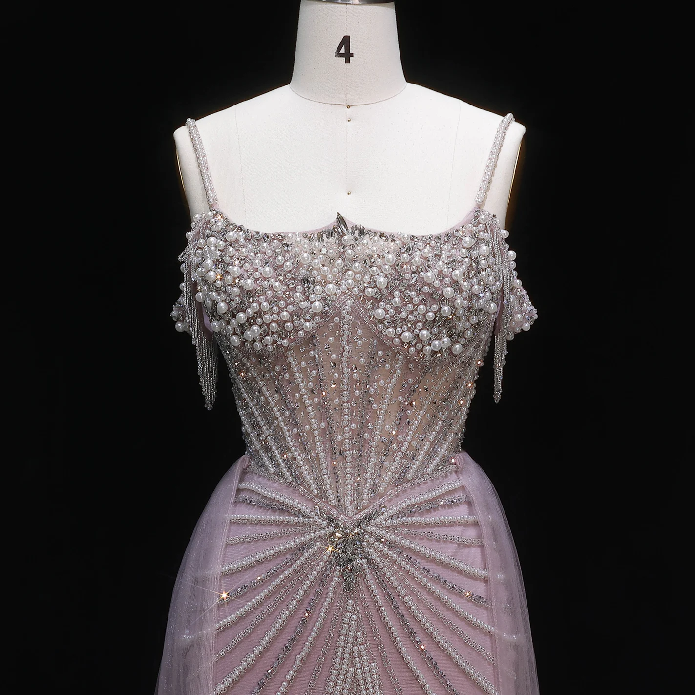 Sharon Said Luxuriöses Perlenbesetztes Meerjungfrauen-Abendkleid mit Off-Shoulder-Design, Quasten-Überrock, Arabisches Damen-Abendkleid SS121, Maßanfertigung – Detail 8