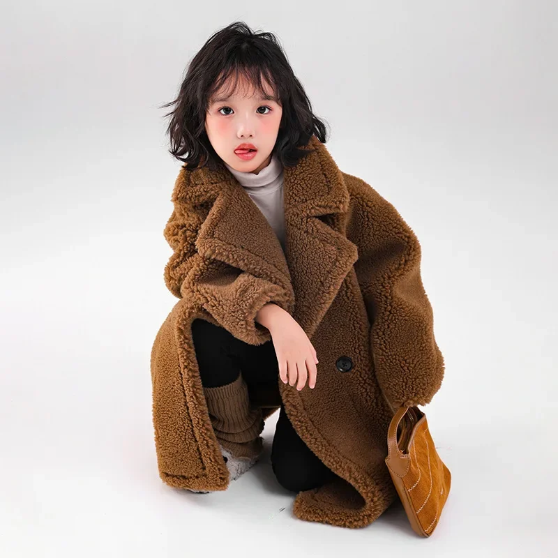 

2025 New Girls Long Autumn Coat Faux Fur Mid-Length Korean Fashion Solid Color Jacket Plush Lamb Wool Winter Coat for Kids