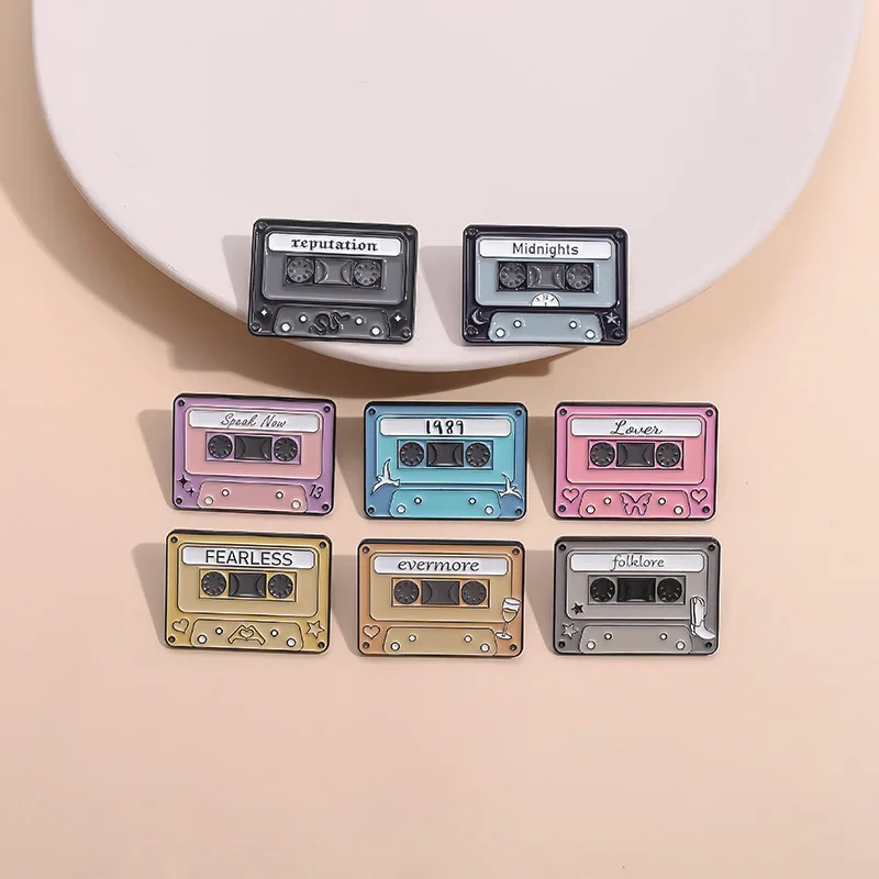 90\'s Music Tape Enamel Pin Vintage Nostalgic Best Song Brooches for Bag Clothes Lapel Pin Old-school Badge Jewelry Gift Friends
