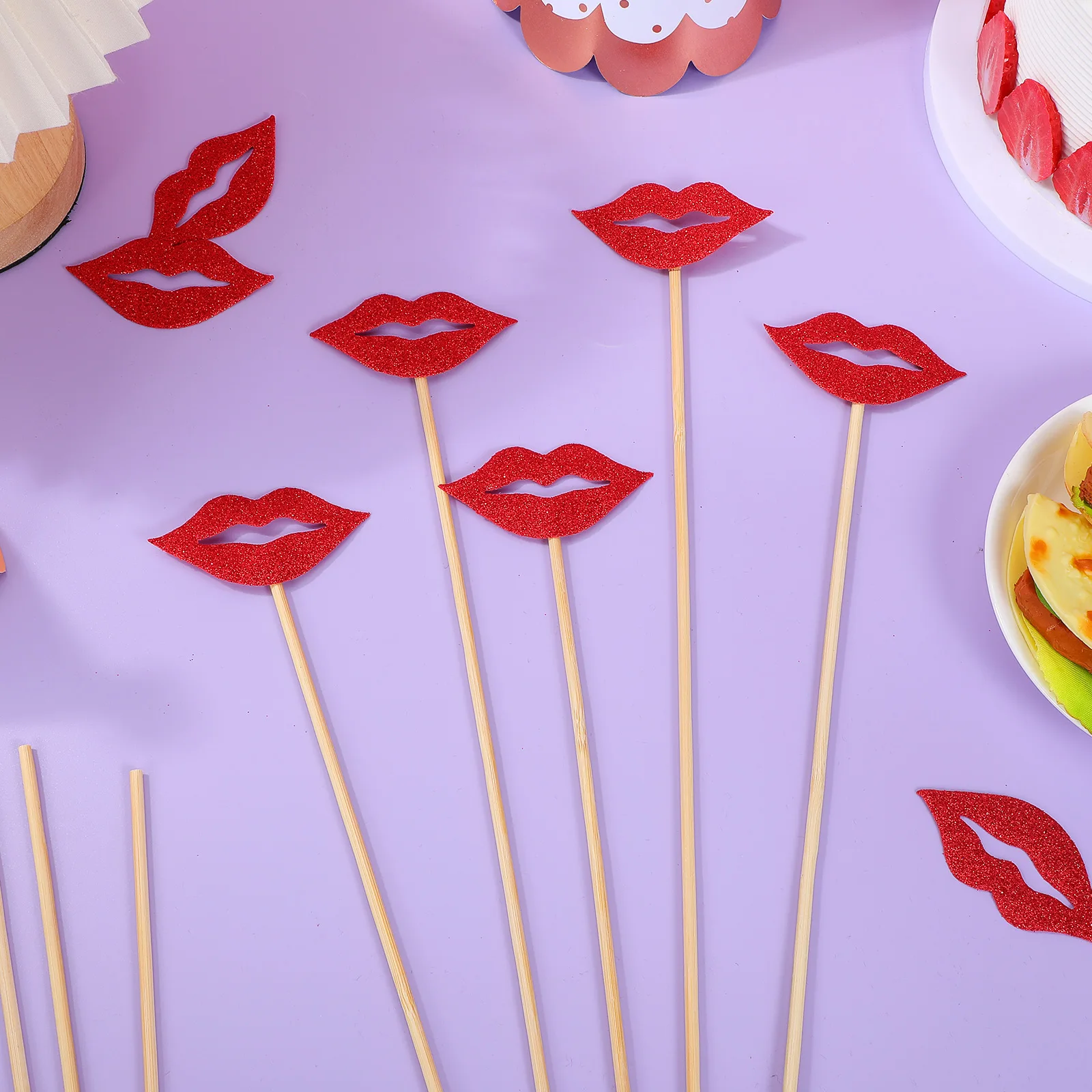 

20Pcs Lips Decorative Props Creative Handheld Photo Accessories for Festival Party Family Gathering Birthday Valentine Wedding