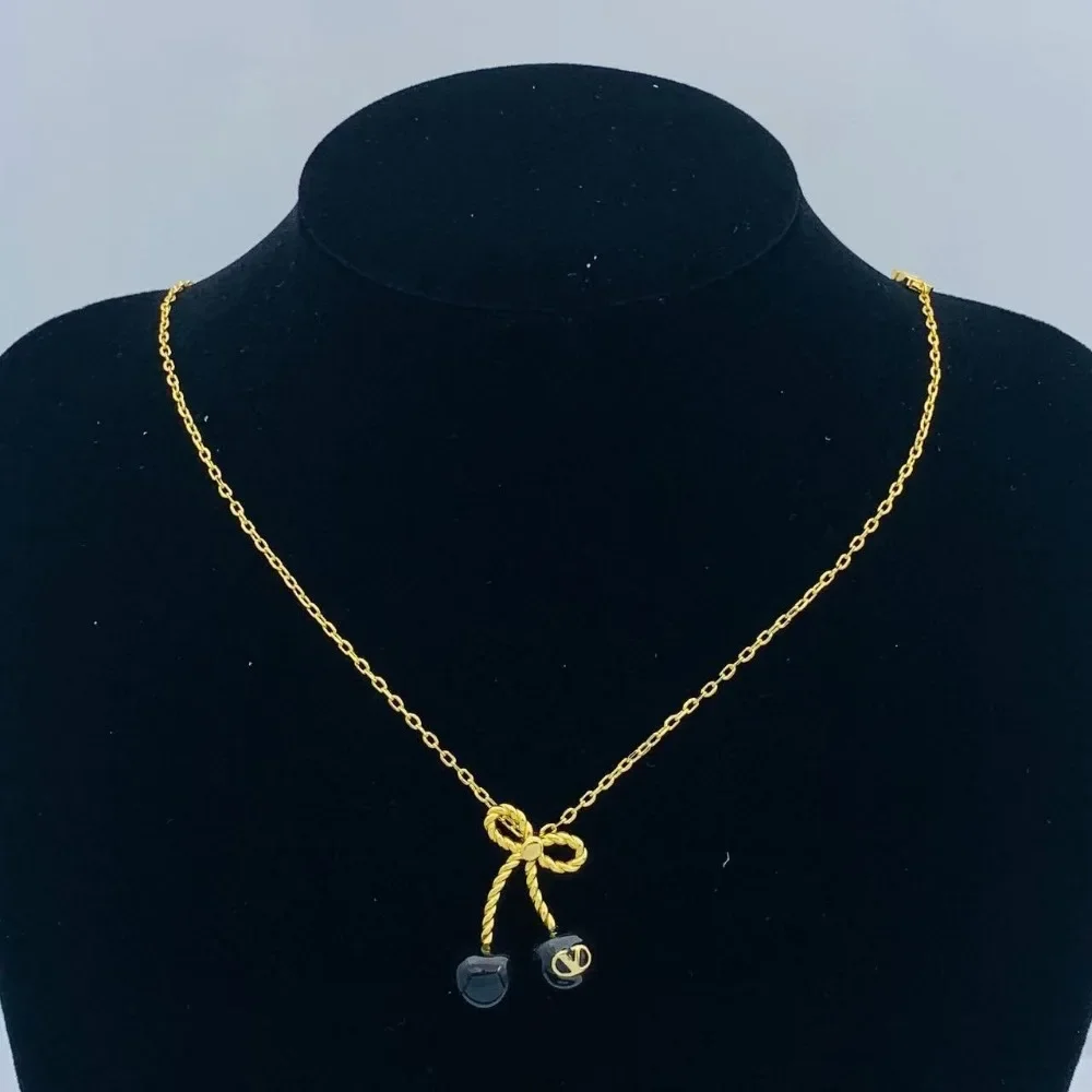 

2025 хит продаж, классическое модное ожерелье с V-образной буквой, ретро-цепочка на ключицу