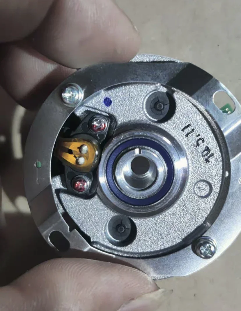 B13009C00215 Encoder usato testato oKB13009C00215