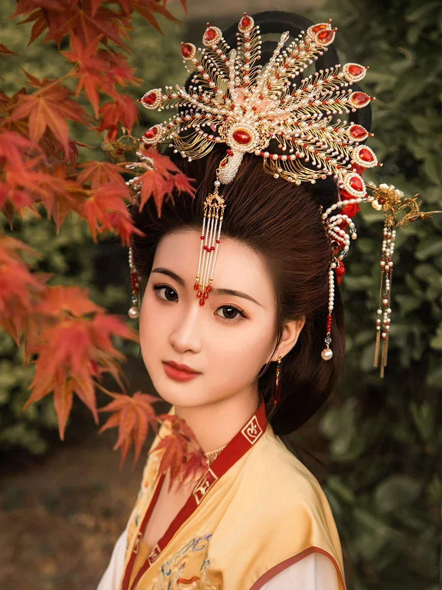 original golden phoenix crown, pick the card Yingluo tassel, Chinese style Hanfu wedding headdress woman