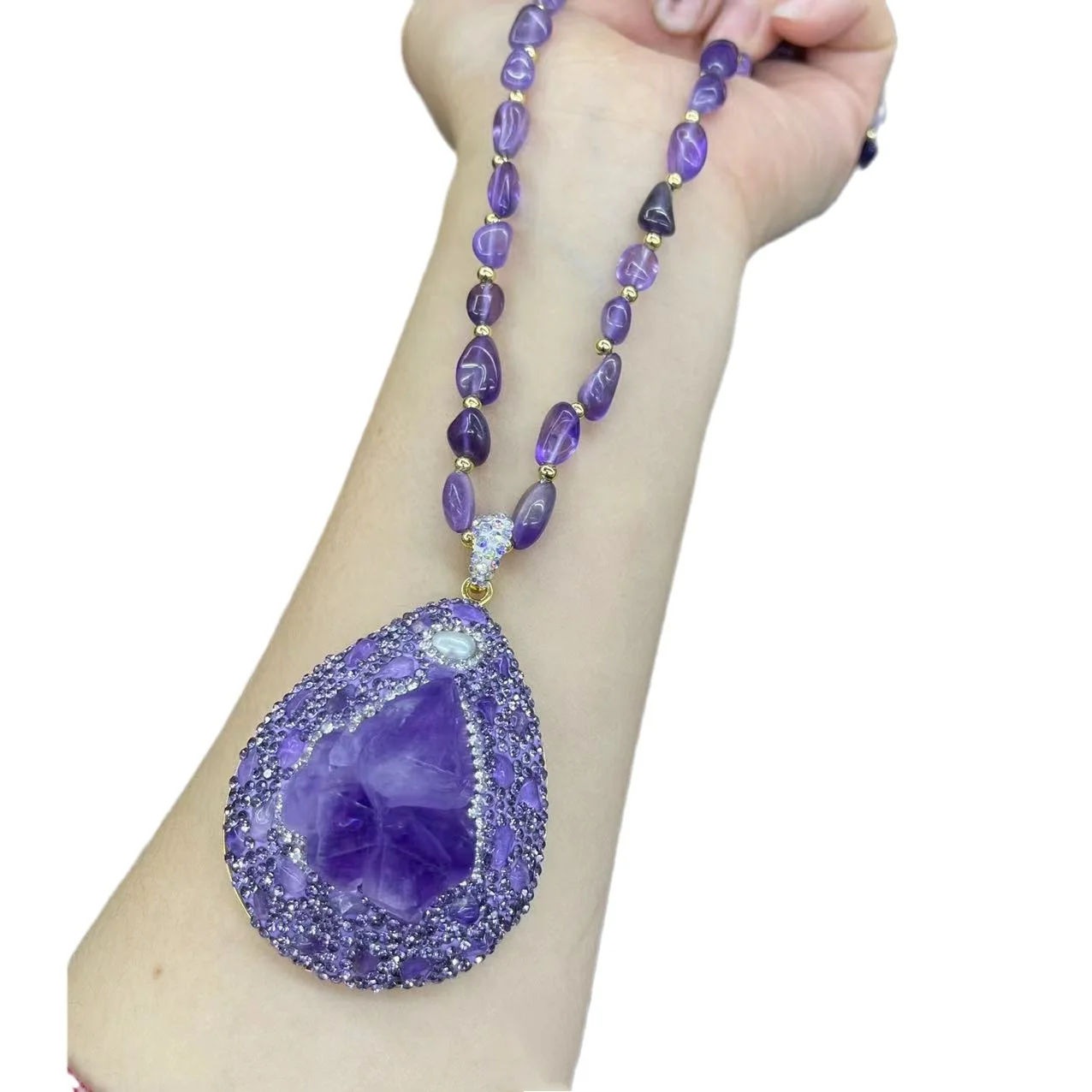 

Винтажное ожерелье из натурального фиолетового аметиста с грубым камнем, серьги, кольцо, комплект ювелирных изделий, комплект из трех предметов для женщин, подарок на вечеринку