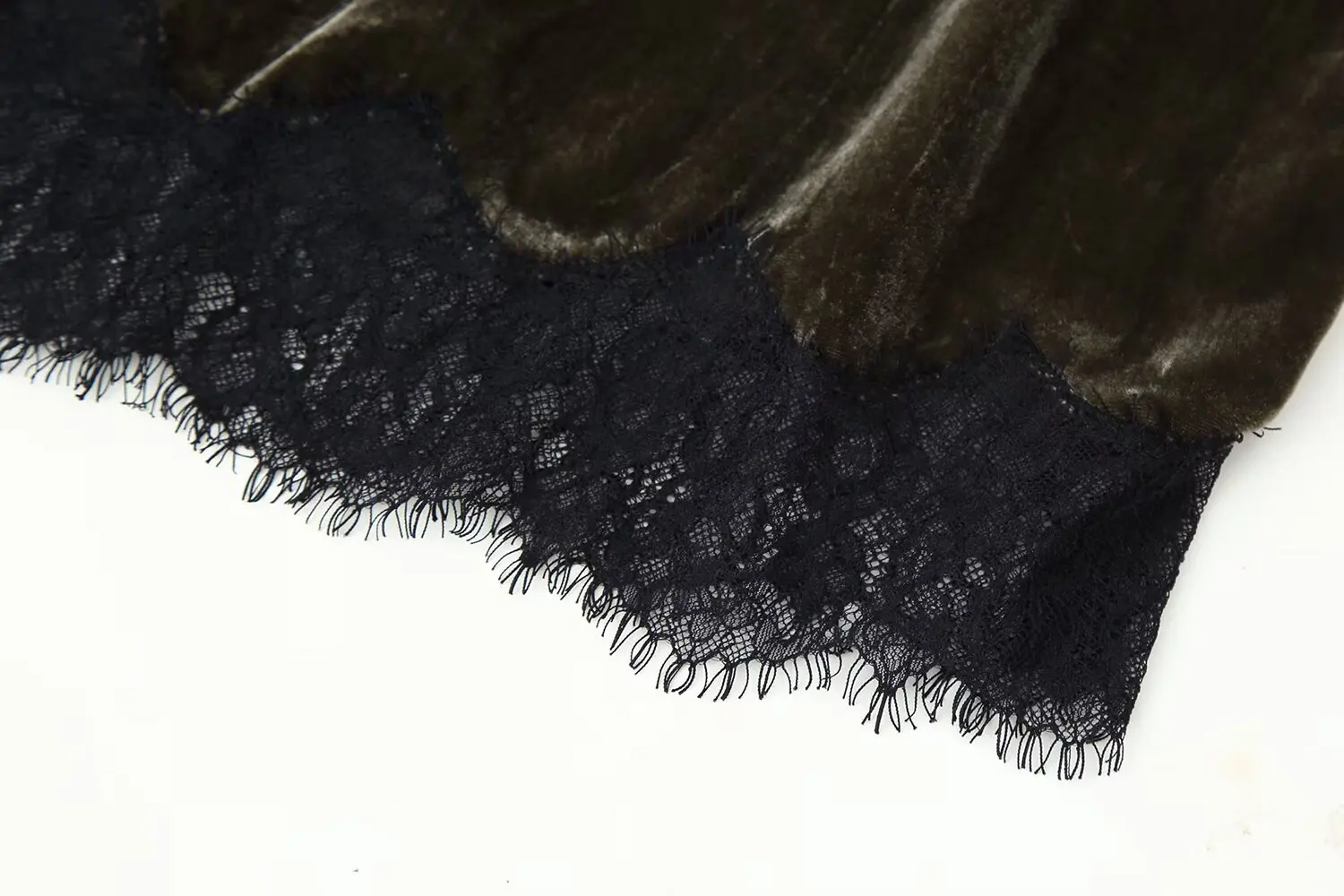 Mezza gonna patchwork in pizzo da donna Autunno Inverno Moda Versatile abito in pizzo di velluto Sottoveste a trapezio in tinta unita allentata