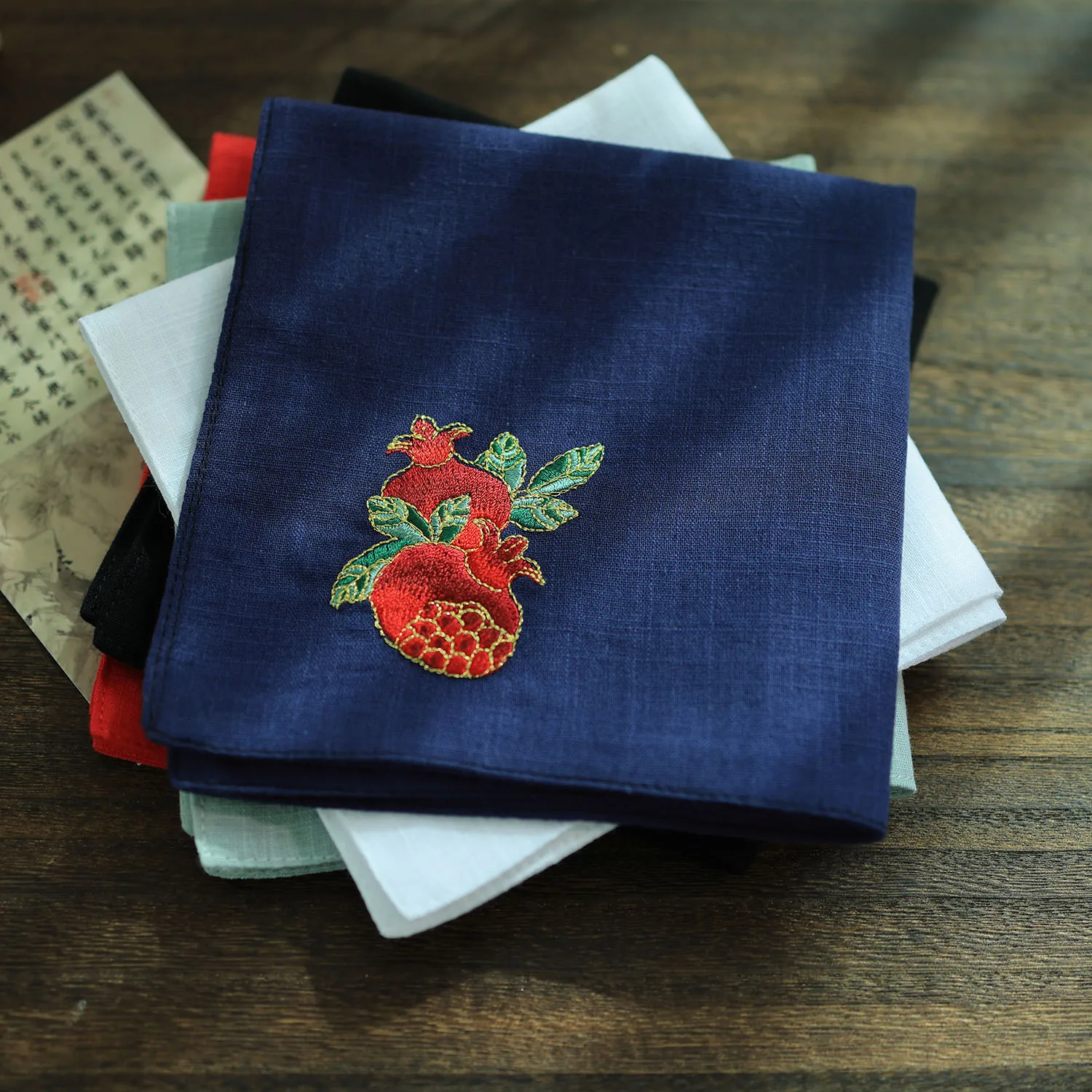 Chinese Style Embroidered Double Pomegranate Soft Pure Cotton Handkerchief Sweat Absorbent Pocket Square Lucky Daily Gift Unisex