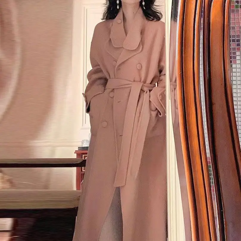 2023 Autumn Winter Hepburn Style Medium Length Woolen Coat Versatile Double Breasted Lapel Coat for Women's Business Casual Wear